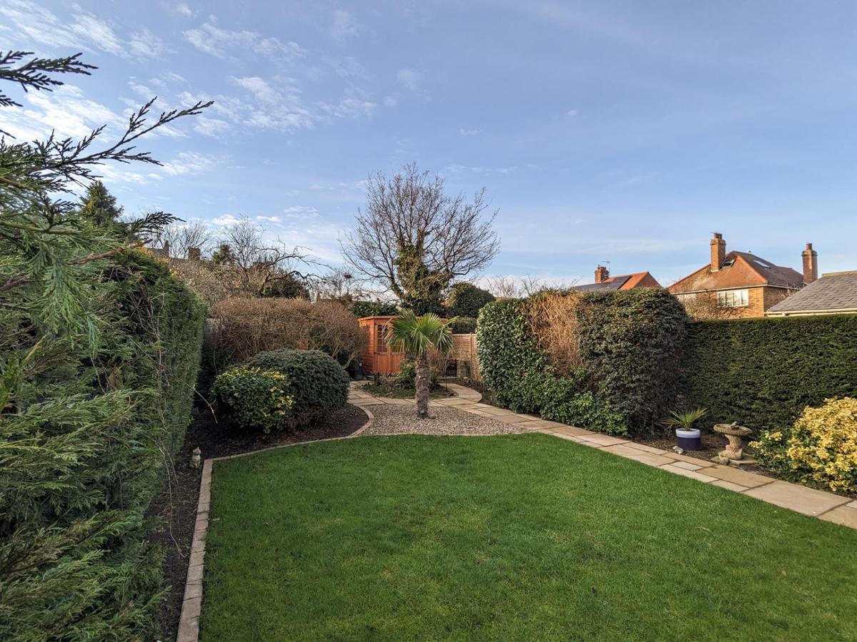 North Beach House - 3 Bedroom Fully Equipped Spacious House Perfect For Family Getaways In Bridlington Exterior foto