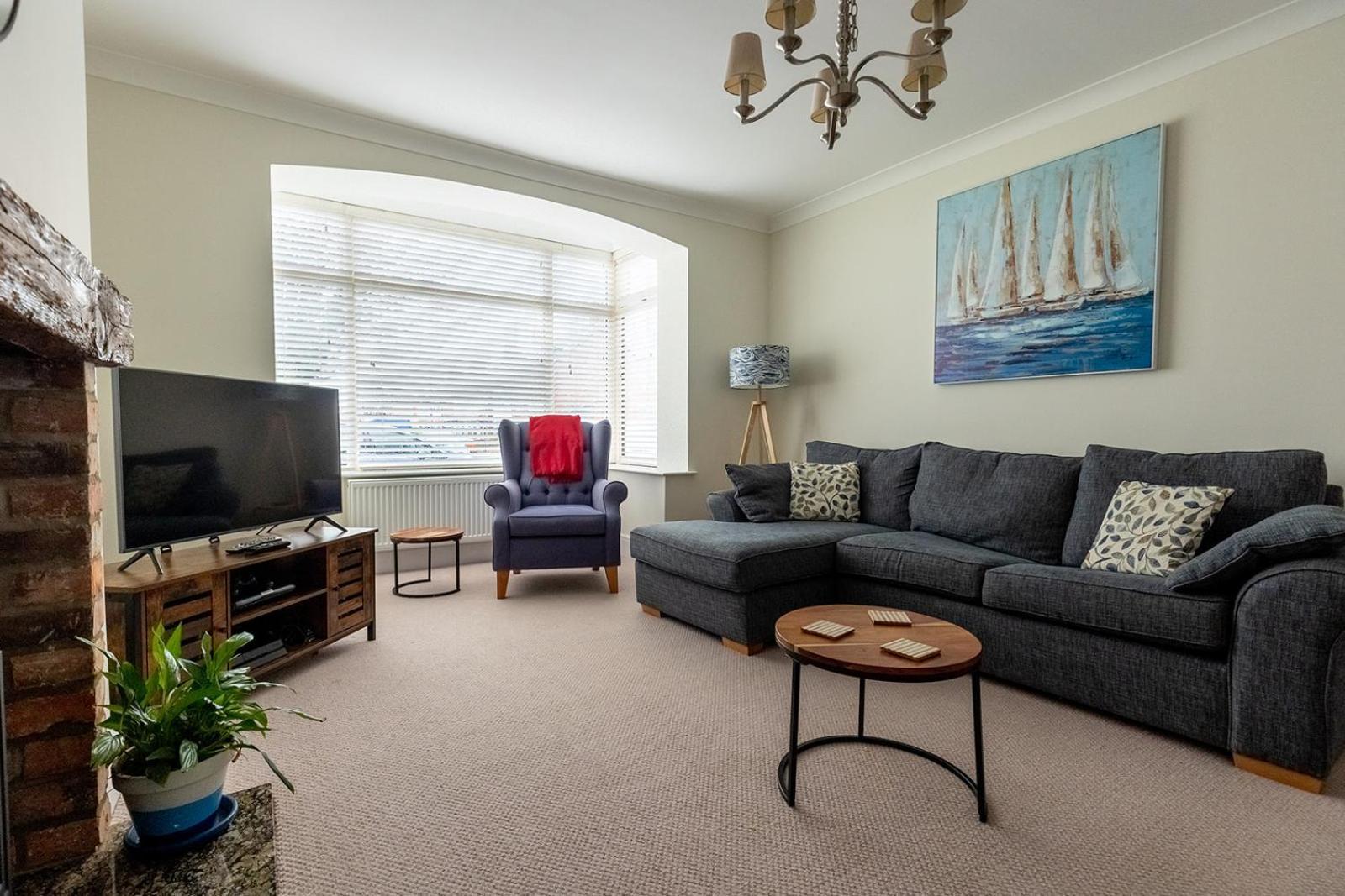 North Beach House - 3 Bedroom Fully Equipped Spacious House Perfect For Family Getaways In Bridlington Exterior foto